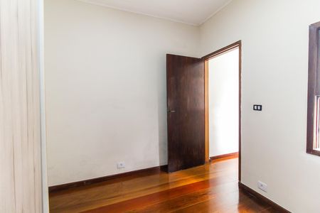 Casa à venda com 194m², 3 quartos e 2 vagas Casa à venda com 194m², 3 quartos e 2 vagasQuarto 3