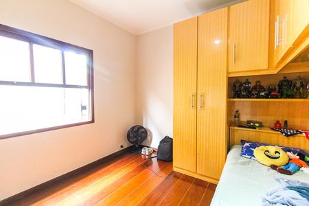 Casa à venda com 194m², 3 quartos e 2 vagas Casa à venda com 194m², 3 quartos e 2 vagasQuarto 2