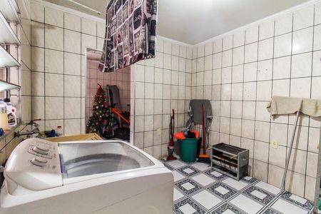 Casa à venda com 194m², 3 quartos e 2 vagas Casa à venda com 194m², 3 quartos e 2 vagasLavanderia