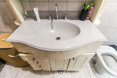 Casa à venda com 194m², 3 quartos e 2 vagas Casa à venda com 194m², 3 quartos e 2 vagasBanheiro 1