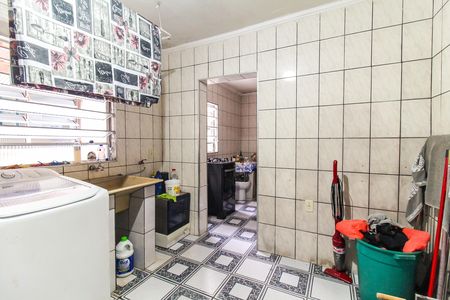 Casa à venda com 194m², 3 quartos e 2 vagas Casa à venda com 194m², 3 quartos e 2 vagasLavanderia