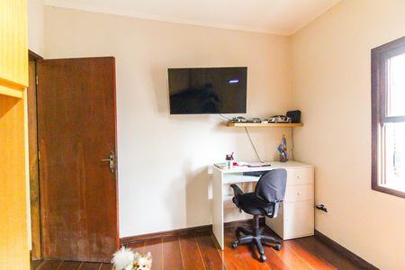Casa à venda com 194m², 3 quartos e 2 vagas Casa à venda com 194m², 3 quartos e 2 vagasQuarto 2