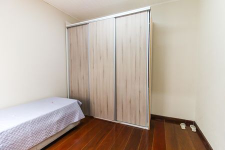 Casa à venda com 194m², 3 quartos e 2 vagas Casa à venda com 194m², 3 quartos e 2 vagasQuarto 3