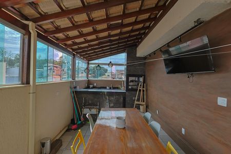 Apartamento à venda com 101m², 2 quartos e 1 vaga
