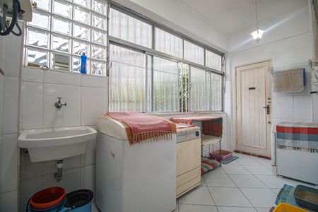 Apartamento à venda com 105m², 3 quartos e 1 vagaÁrea de Serviço