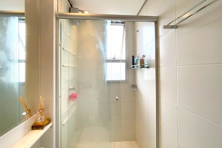 Apartamento à venda com 87m², 3 quartos e 2 vagas Apartamento à venda com 87m², 3 quartos e 2 vagasBanheiro da Suíte 1