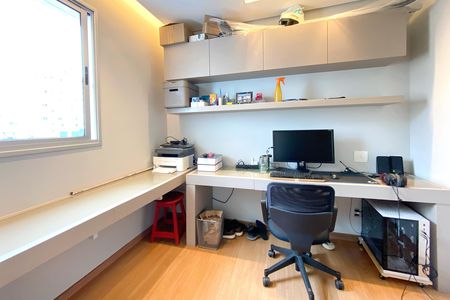 Apartamento à venda com 87m², 3 quartos e 2 vagas Apartamento à venda com 87m², 3 quartos e 2 vagasQuarto 3
