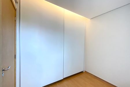 Apartamento à venda com 87m², 3 quartos e 2 vagas Apartamento à venda com 87m², 3 quartos e 2 vagasQuarto 2