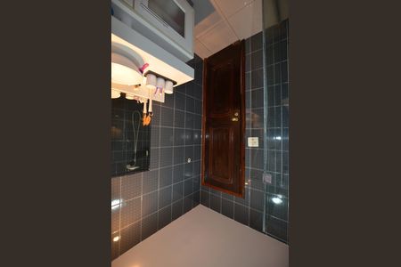 Casa à venda com 227m², 3 quartos e 3 vagasBanheiro Social