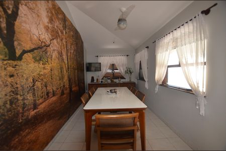 Casa à venda com 227m², 3 quartos e 3 vagasSala de Jantar
