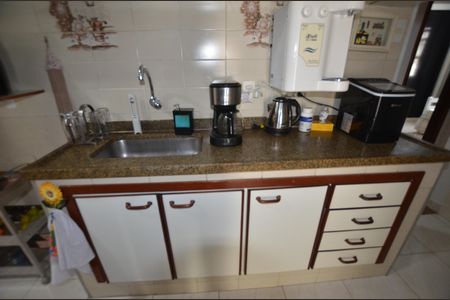 Casa à venda com 227m², 3 quartos e 3 vagasCozinha