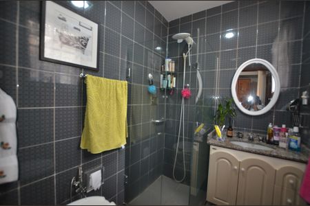 Casa à venda com 227m², 3 quartos e 3 vagasBanheiro da Suíte