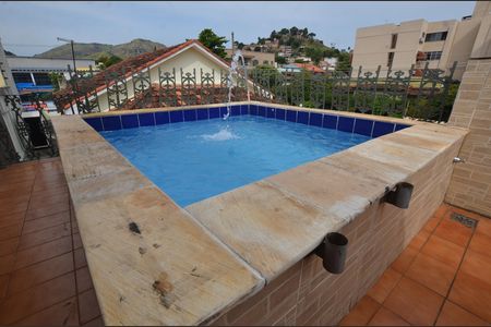 Casa à venda com 227m², 3 quartos e 3 vagasPiscina