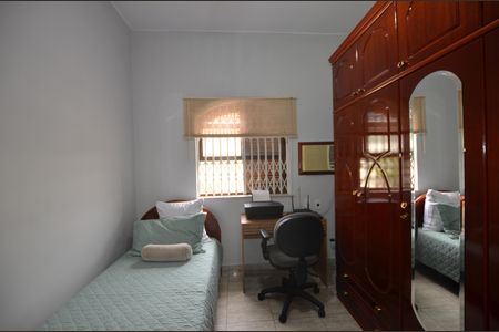 Casa à venda com 227m², 3 quartos e 3 vagasQuarto 3
