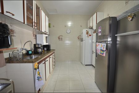 Casa à venda com 227m², 3 quartos e 3 vagasCozinha