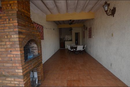 Casa à venda com 227m², 3 quartos e 3 vagasChurrasqueira
