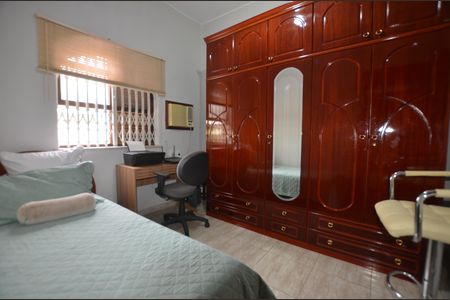 Casa à venda com 227m², 3 quartos e 3 vagasQuarto 3