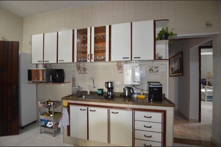Casa à venda com 227m², 3 quartos e 3 vagasCozinha