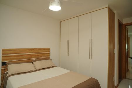 Casa à venda com 179m², 3 quartos e 2 vagas Casa à venda com 179m², 3 quartos e 2 vagasQuarto 3