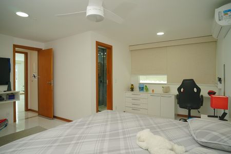 Casa à venda com 179m², 3 quartos e 2 vagas Casa à venda com 179m², 3 quartos e 2 vagasQuarto 2