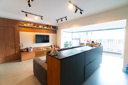 Sala/Cozinha de apartamento para alugar com 2 quartos, 75m² em Parque Imperial, São Paulo