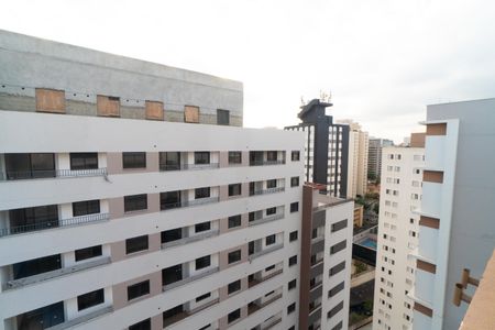 Vista da Sacada de apartamento para alugar com 2 quartos, 75m² em Parque Imperial, São Paulo