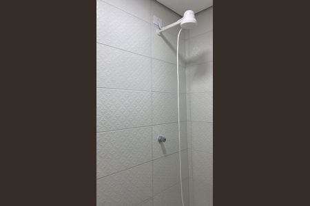 Banheiro de kitnet/studio para alugar com 1 quarto, 20m² em Vila Água Funda, São Paulo