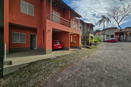 Casa de condomínio à venda com 117m², 3 quartos e 1 vaga