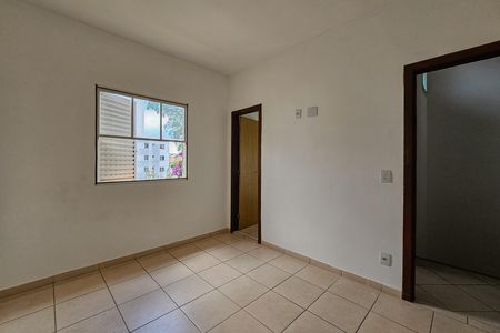 Casa de condomínio à venda com 117m², 3 quartos e 1 vaga