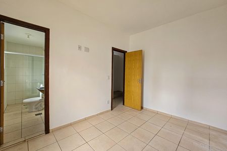 Casa de condomínio à venda com 117m², 3 quartos e 1 vaga