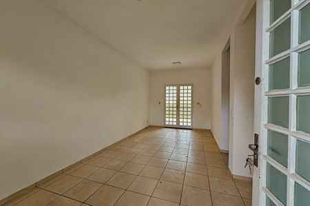 Casa de condomínio à venda com 117m², 3 quartos e 1 vaga