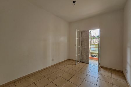 Casa de condomínio à venda com 117m², 3 quartos e 1 vaga