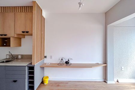 Studio de kitnet/studio para alugar com 1 quarto, 27m² em Chácara Seis de Outubro, São Paulo
