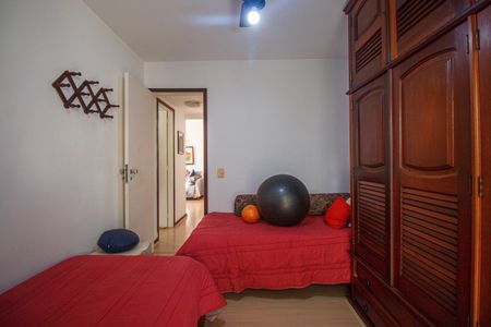 Apartamento à venda com 94m², 3 quartos e 1 vaga Apartamento à venda com 94m², 3 quartos e 1 vagaQuarto 2
