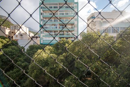 Apartamento à venda com 94m², 3 quartos e 1 vaga Apartamento à venda com 94m², 3 quartos e 1 vagaQuarto 2 Varanda Vista