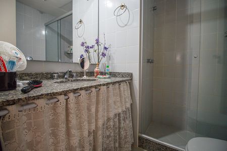 Apartamento à venda com 94m², 3 quartos e 1 vaga Apartamento à venda com 94m², 3 quartos e 1 vagaBanheiro