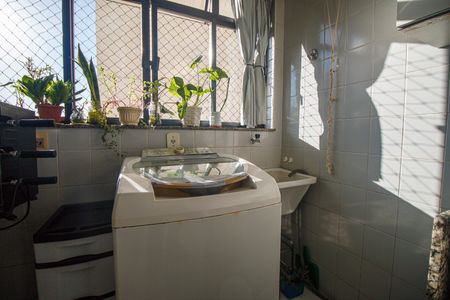 Apartamento à venda com 94m², 3 quartos e 1 vaga Apartamento à venda com 94m², 3 quartos e 1 vagaÁrea de Serviço