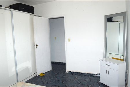 Casa à venda com 160m², 4 quartos e 2 vagasSuíte