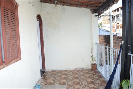 Casa à venda com 160m², 4 quartos e 2 vagasVaranda