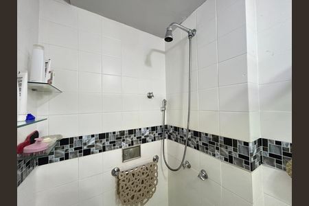 Apartamento à venda com 81m², 2 quartos e 1 vagaBanheiro da Suíte