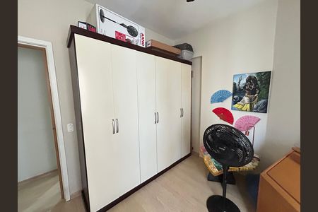 Apartamento à venda com 81m², 2 quartos e 1 vagaQuarto 2