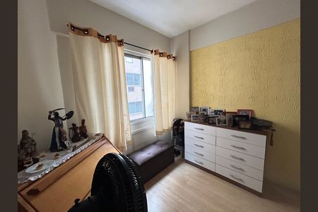 Apartamento à venda com 81m², 2 quartos e 1 vagaQuarto 2