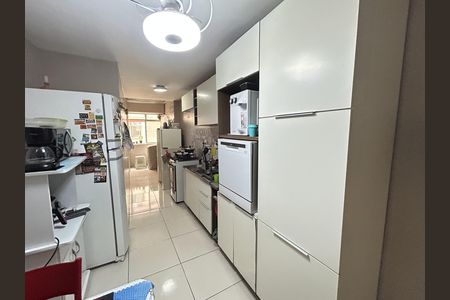 Apartamento à venda com 81m², 2 quartos e 1 vagaCozinha