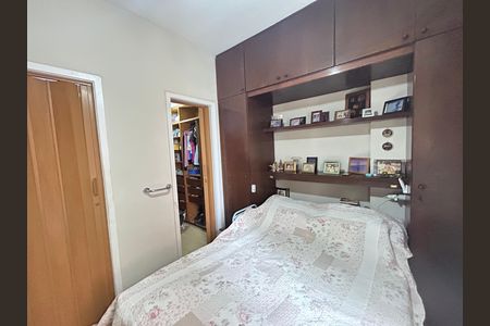 Apartamento à venda com 81m², 2 quartos e 1 vagaQuarto 3 - Suíte
