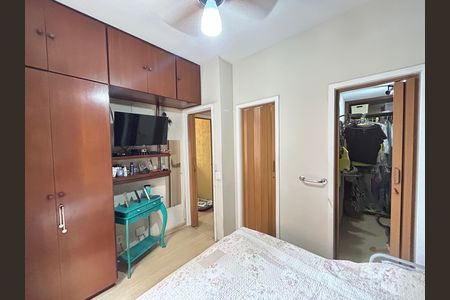 Apartamento à venda com 81m², 2 quartos e 1 vagaQuarto 3 - Suíte