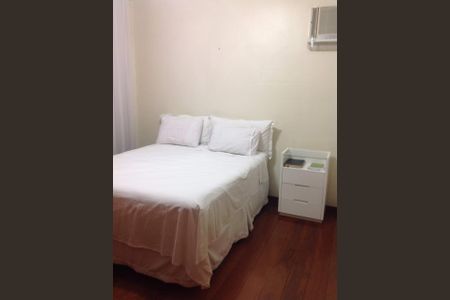 Apartamento para alugar com 180m², 3 quartos e 2 vagas