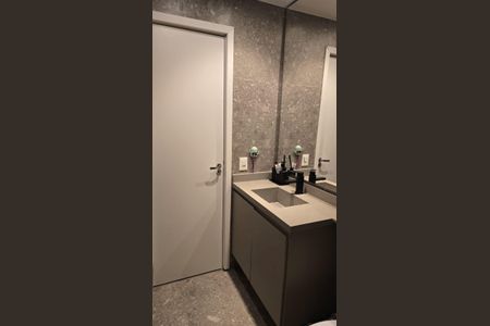 Apartamento à venda com 95m², 2 quartos e 2 vagasBanheiro