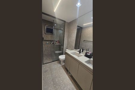 Apartamento à venda com 95m², 2 quartos e 2 vagasBanheiro