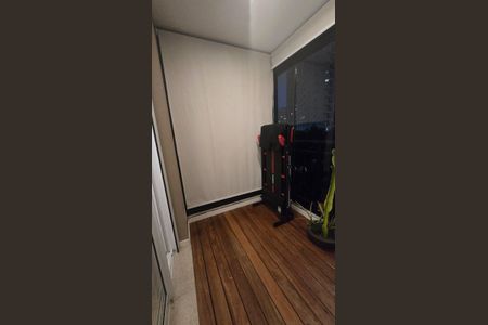 Apartamento à venda com 95m², 2 quartos e 2 vagascomodo