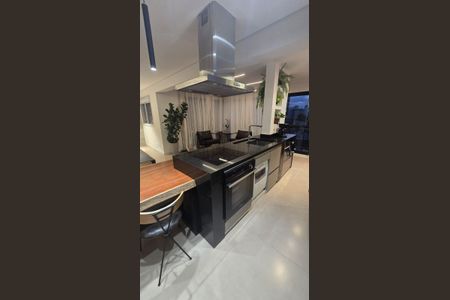 Apartamento à venda com 95m², 2 quartos e 2 vagasCozinha